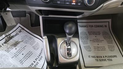 2010 Honda Civic LX   - Photo 15 - Hamilton, OH 45015