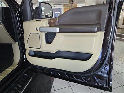 2018 Ford F-150 Lariat SUPER CREW 4X4/FX4   - Photo 13 - Hamilton, OH 45015