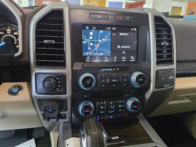 2018 Ford F-150 Lariat SUPER CREW 4X4/FX4   - Photo 24 - Hamilton, OH 45015