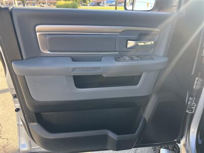 2017 RAM 2500 Lone Star   - Photo 17 - Hamilton, OH 45015