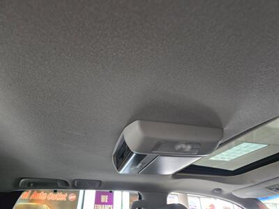 2012 Toyota Sequoia Platinum Edition 4DR SUV AWD   - Photo 27 - Hamilton, OH 45015
