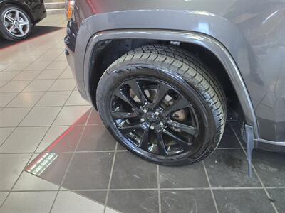 2019 Jeep Grand Cherokee Altitude 4DR SUV 4X4   - Photo 38 - Hamilton, OH 45015
