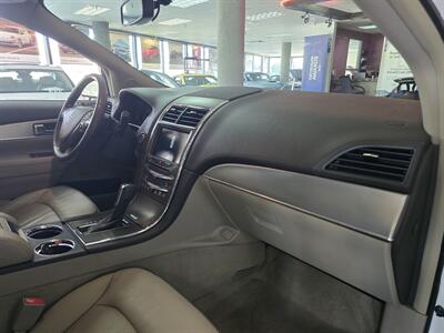 2014 Lincoln MKX Base 4DR SUV AWD   - Photo 14 - Hamilton, OH 45015
