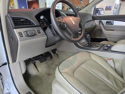 2014 Lincoln MKX Base 4DR SUV AWD   - Photo 8 - Hamilton, OH 45015