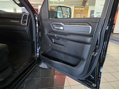 2021 RAM 1500 Big Horn 4DR QUAD CAB 4X4   - Photo 12 - Hamilton, OH 45015