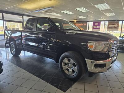 2021 RAM 1500 Big Horn 4DR QUAD CAB 4X4   - Photo 3 - Hamilton, OH 45015