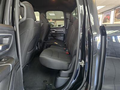 2021 RAM 1500 Big Horn 4DR QUAD CAB 4X4   - Photo 11 - Hamilton, OH 45015