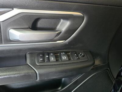 2021 RAM 1500 Big Horn 4DR QUAD CAB 4X4   - Photo 18 - Hamilton, OH 45015