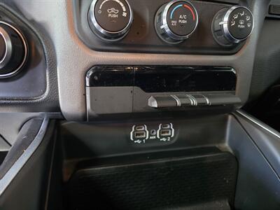 2021 RAM 1500 Big Horn 4DR QUAD CAB 4X4   - Photo 29 - Hamilton, OH 45015
