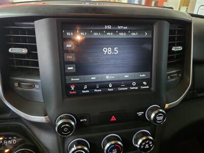 2021 RAM 1500 Big Horn 4DR QUAD CAB 4X4   - Photo 24 - Hamilton, OH 45015
