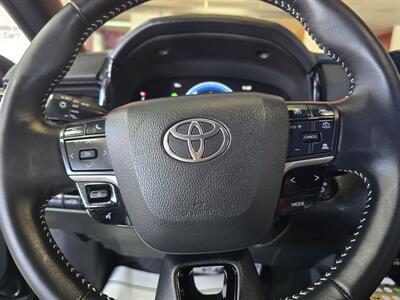 2025 Toyota Camry SE 4DR SEDAN HIBRID   - Photo 22 - Hamilton, OH 45015