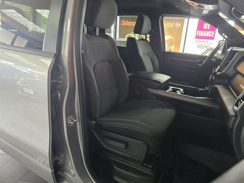 2022 RAM 1500 Big Horn/CREW CAB/HEMI/4X4 - Photo 15 - Hamilton, OH 45015