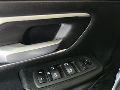 2022 RAM 1500 Big Horn/CREW CAB/HEMI/4X4 - Photo 32 - Hamilton, OH 45015