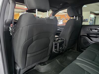2022 RAM 1500 Big Horn/CREW CAB/HEMI/4X4 - Photo 10 - Hamilton, OH 45015
