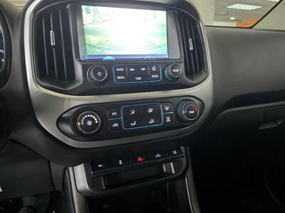 2018 Chevrolet Colorado LT-CREW CAB-4X4 - Photo 23 - Hamilton, OH 45015