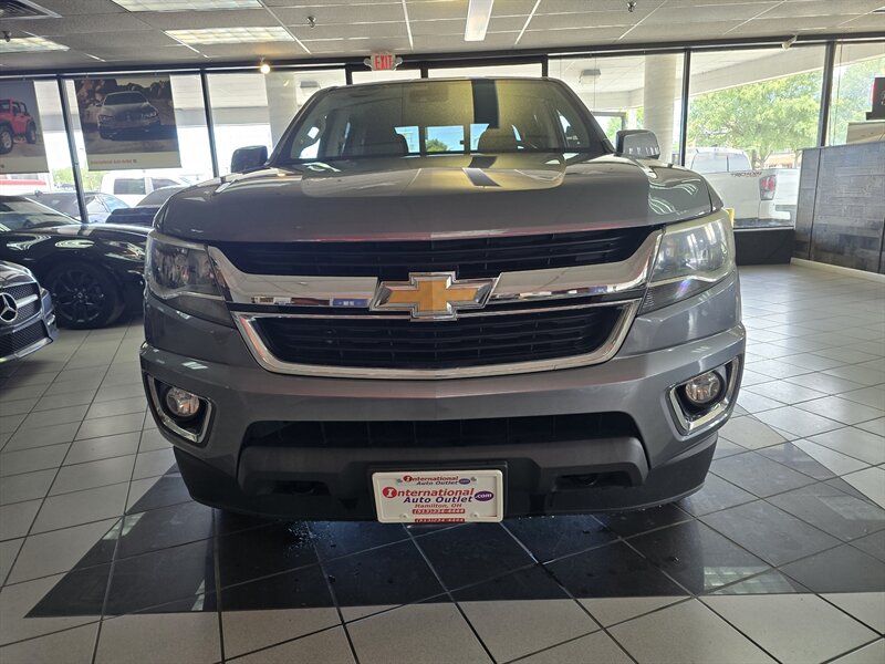 2018 Chevrolet Colorado LT-CREW CAB-4X4 - Photo 3 - Hamilton, OH 45015