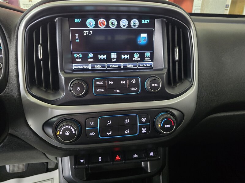 2018 Chevrolet Colorado LT-CREW CAB-4X4 - Photo 22 - Hamilton, OH 45015