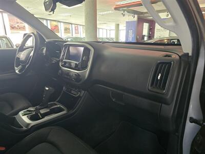 2018 Chevrolet Colorado LT-CREW CAB-4X4 - Photo 14 - Hamilton, OH 45015