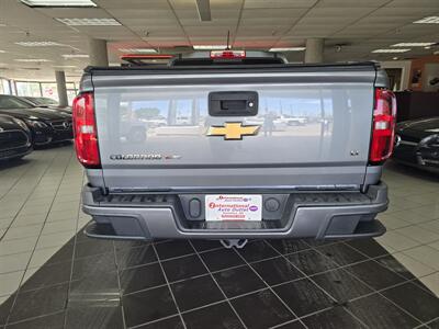 2018 Chevrolet Colorado LT-CREW CAB-4X4 - Photo 5 - Hamilton, OH 45015