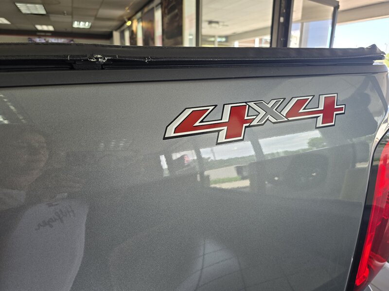 2018 Chevrolet Colorado LT-CREW CAB-4X4 - Photo 26 - Hamilton, OH 45015