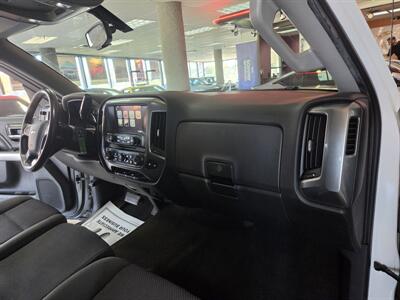 2015 Chevrolet Silverado 1500 LT EXTENDED CAB 4X4 - Photo 17 - Hamilton, OH 45015