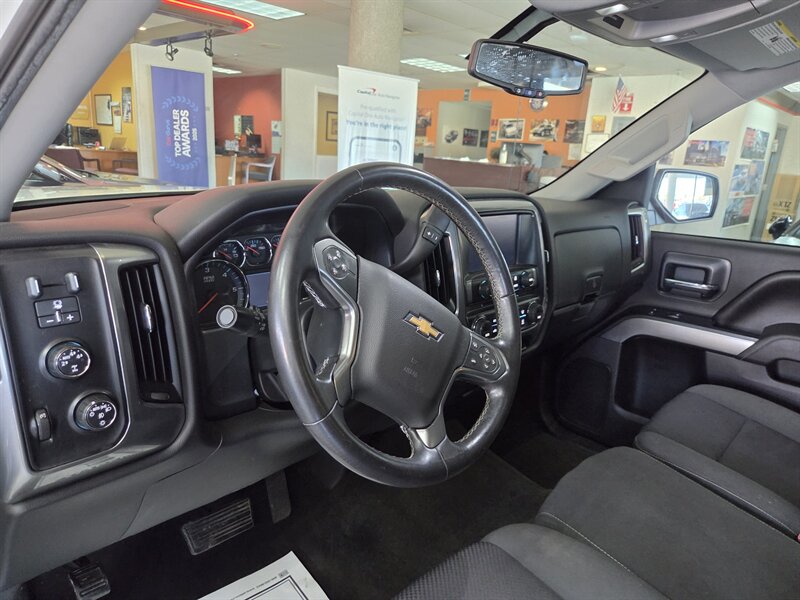 2015 Chevrolet Silverado 1500 LT EXTENDED CAB 4X4 - Photo 12 - Hamilton, OH 45015