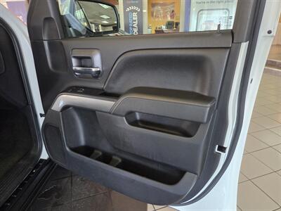 2015 Chevrolet Silverado 1500 LT EXTENDED CAB 4X4 - Photo 18 - Hamilton, OH 45015