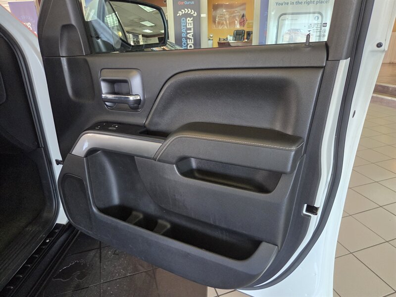 2015 Chevrolet Silverado 1500 LT EXTENDED CAB 4X4 - Photo 18 - Hamilton, OH 45015