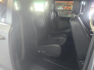 2020 Dodge Grand Caravan SXT MINI-VAN V6 - Photo 15 - Hamilton, OH 45015