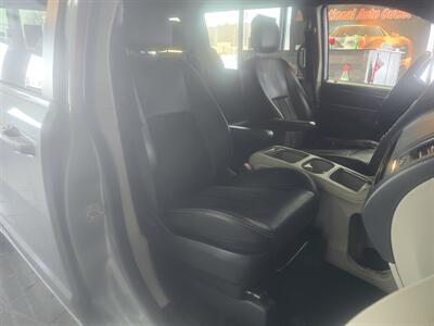 2020 Dodge Grand Caravan SXT MINI-VAN V6 - Photo 14 - Hamilton, OH 45015