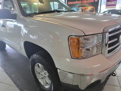 2013 GMC Sierra 1500 SLE 2DR REGULAR CAB 4X4   - Photo 18 - Hamilton, OH 45015