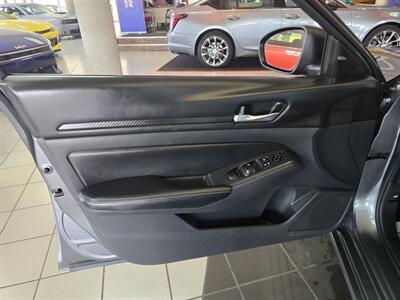 2025 Nissan Altima 2.5 SV 4DR SEDAN   - Photo 7 - Hamilton, OH 45015