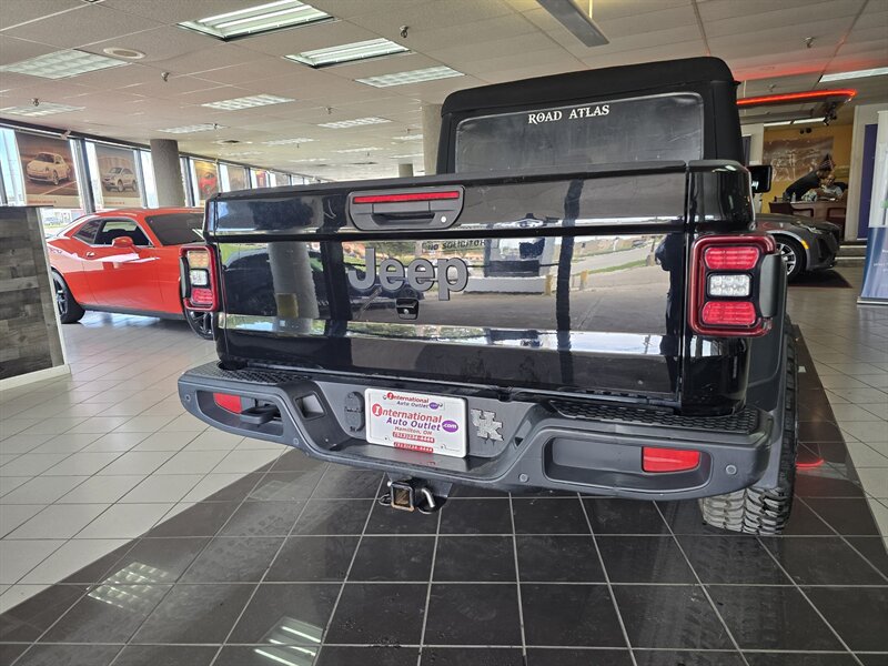 2020 Jeep Gladiator Sport S 4DR CREW 4X4 - Photo 5 - Hamilton, OH 45015