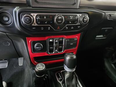 2020 Jeep Gladiator Sport S 4DR CREW 4X4 - Photo 21 - Hamilton, OH 45015