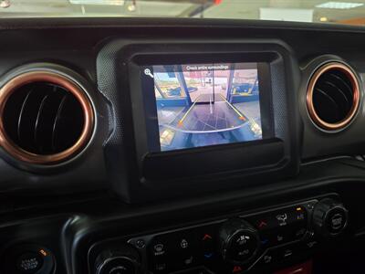 2020 Jeep Gladiator Sport S 4DR CREW 4X4 - Photo 22 - Hamilton, OH 45015