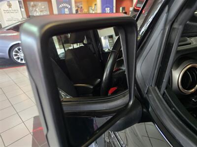 2020 Jeep Gladiator Sport S 4DR CREW 4X4 - Photo 30 - Hamilton, OH 45015
