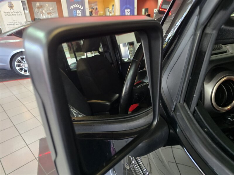2020 Jeep Gladiator Sport S 4DR CREW 4X4 - Photo 30 - Hamilton, OH 45015