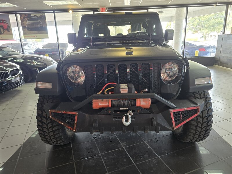 2020 Jeep Gladiator Sport S 4DR CREW 4X4 - Photo 2 - Hamilton, OH 45015