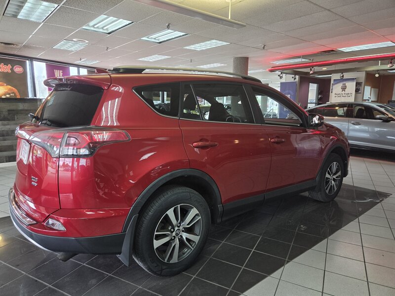 2017 Toyota RAV4 XLE 4DR SUV AWD - Photo 3 - Hamilton, OH 45015