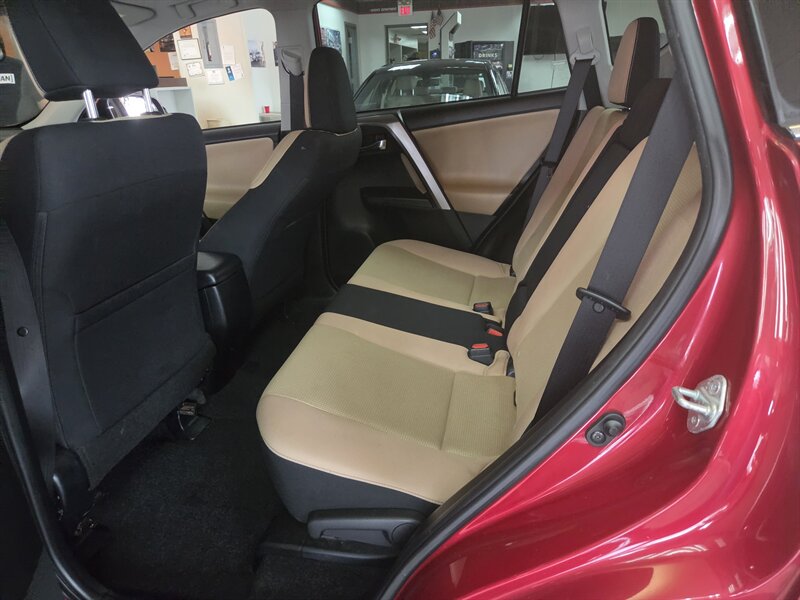 2017 Toyota RAV4 XLE 4DR SUV AWD - Photo 22 - Hamilton, OH 45015
