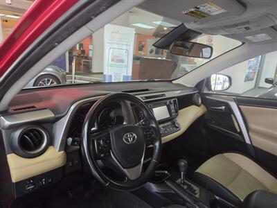 2017 Toyota RAV4 XLE 4DR SUV AWD - Photo 11 - Hamilton, OH 45015