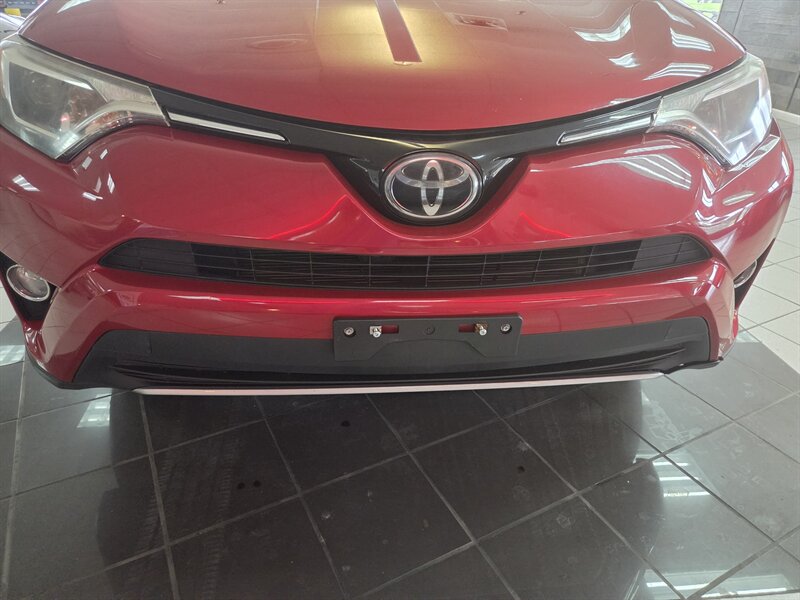 2017 Toyota RAV4 XLE 4DR SUV AWD - Photo 27 - Hamilton, OH 45015