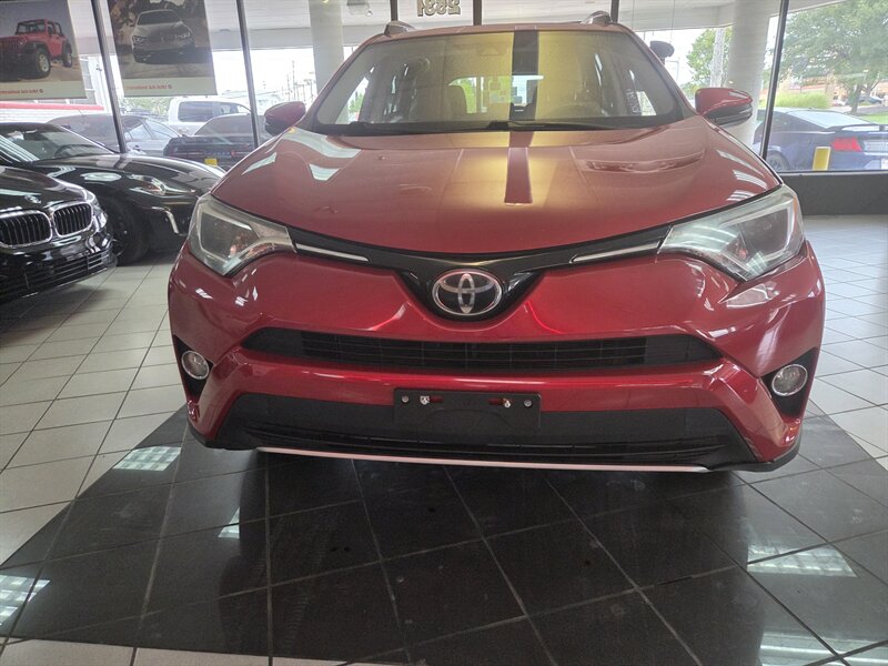 2017 Toyota RAV4 XLE 4DR SUV AWD - Photo 6 - Hamilton, OH 45015