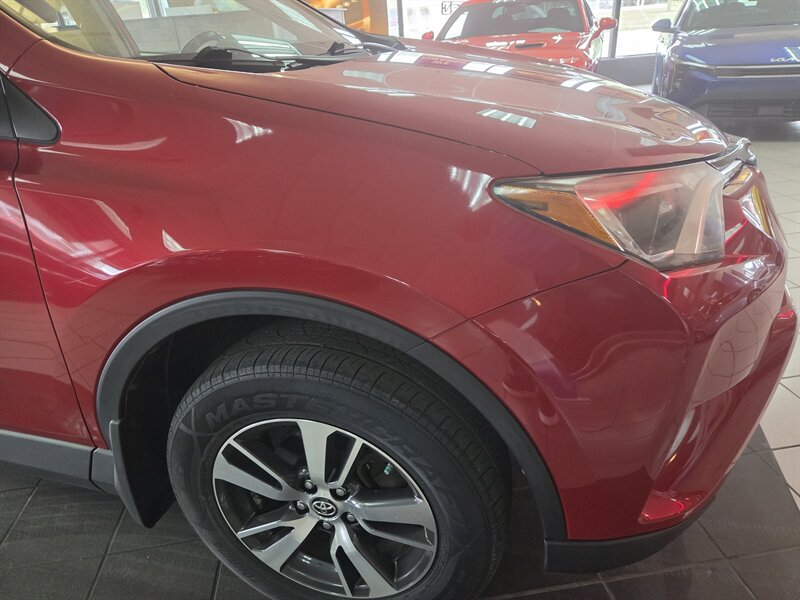 2017 Toyota RAV4 XLE 4DR SUV AWD - Photo 36 - Hamilton, OH 45015