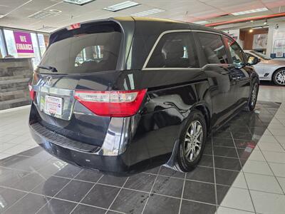 2011 Honda Odyssey EX-L w/DVD w/Navi 4DR MINI-VAN   - Photo 4 - Hamilton, OH 45015