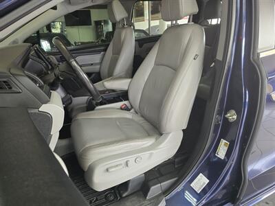 2018 Honda Odyssey Touring   - Photo 8 - Hamilton, OH 45015