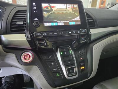 2018 Honda Odyssey Touring   - Photo 21 - Hamilton, OH 45015