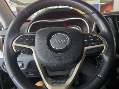 2014 Jeep Cherokee Latitude 4DR SUV 4X4   - Photo 23 - Hamilton, OH 45015