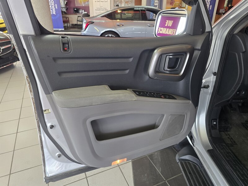 2012 Honda Ridgeline RTS 4DR CREW 4X4 - Photo 7 - Hamilton, OH 45015