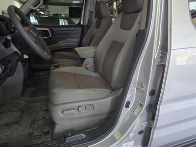 2012 Honda Ridgeline RTS 4DR CREW 4X4 - Photo 9 - Hamilton, OH 45015